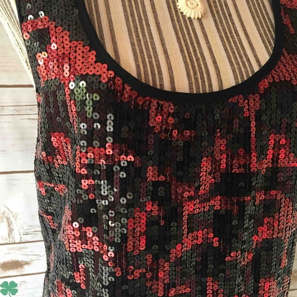 NWT Forever 21 Tank Top Size Large - Picture 2 of 10